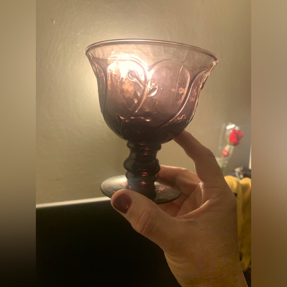 Set of 7 amethyst water/wine vintage goblets.